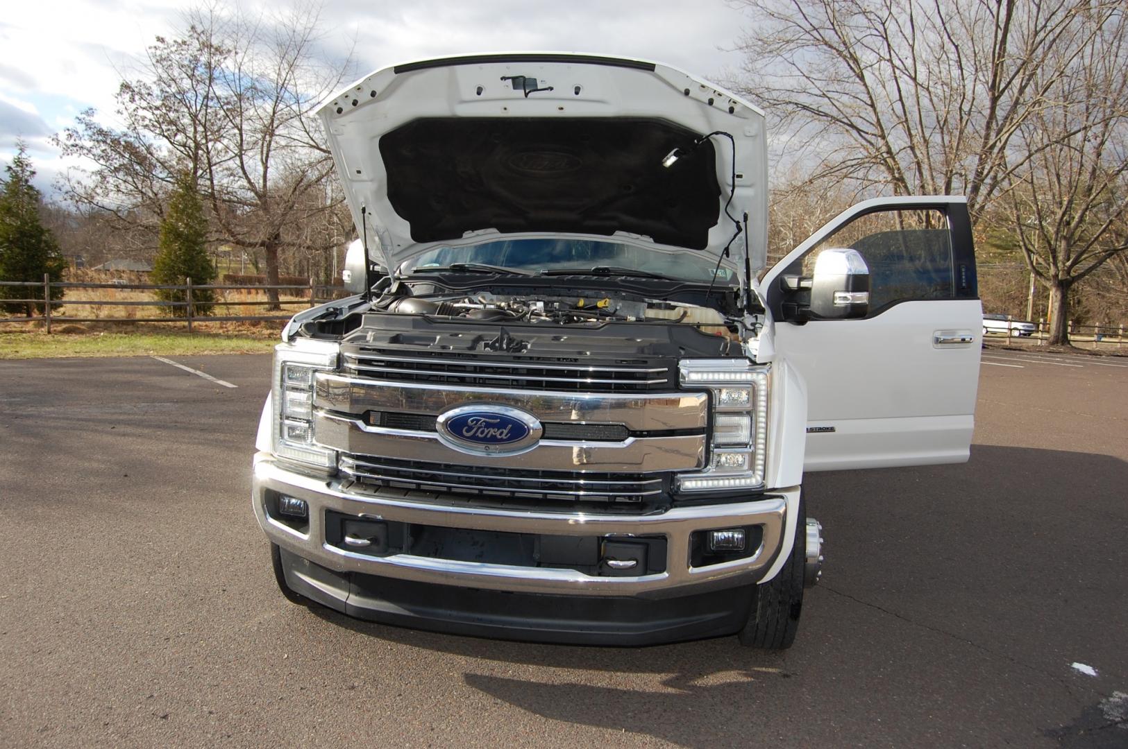 2017 White /Black Leather Ford F-450 SD Lariat Ultimate (1FT8W4DT7HE) with an 6.7 liter V8 Turbo Diesel engine, 6 speed Auto transmission, located at 6528 Lower York Road, New Hope, PA, 18938, (215) 862-9555, 40.358707, -74.977882 - 2017 Ford F450 Super Duty Lariat Ultimate. 4x4, Crew Cab, 6.7L Power Stroke Diesel Engine. White Platinum Metallic Tri-Coat Paint, Black Leather Interior. 82,250 miles. One owner. Ford ESP transferable warranty until March of 2025 or 125k miles. Intelligent Access w/ Remote Start, Tow Techno - Photo#24